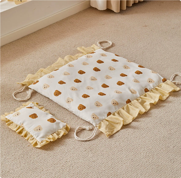 The Wooden Cat Haven